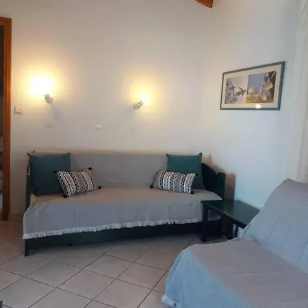 Δίχωρο Στούντιο Στον Κέντρο Του Αρμενιστή Apartment Armenistis  Exterior photo